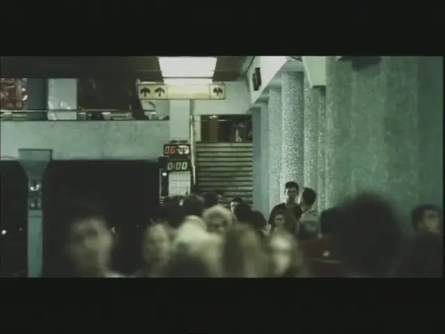 Incredibil! Danezii au luat cu asalt statia de metrou Dristor! Au venit sa filmeze o reclama super-penibila! Intra sa vezi pe ce-au aruncat banii la Bucuresti: